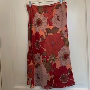 Windsor Floral Skirt (M)